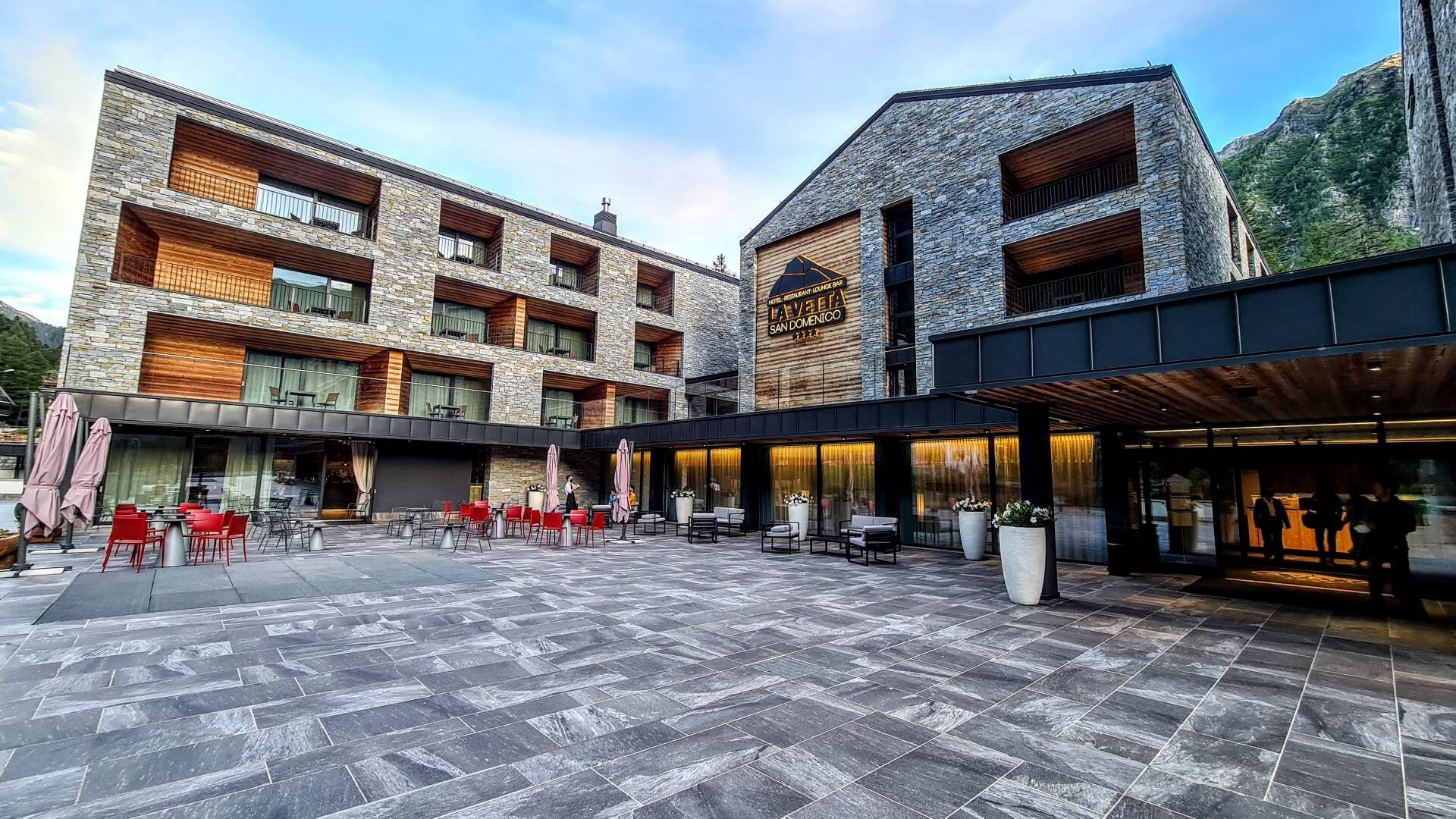 ESTERNO HOTEL LA VETTA