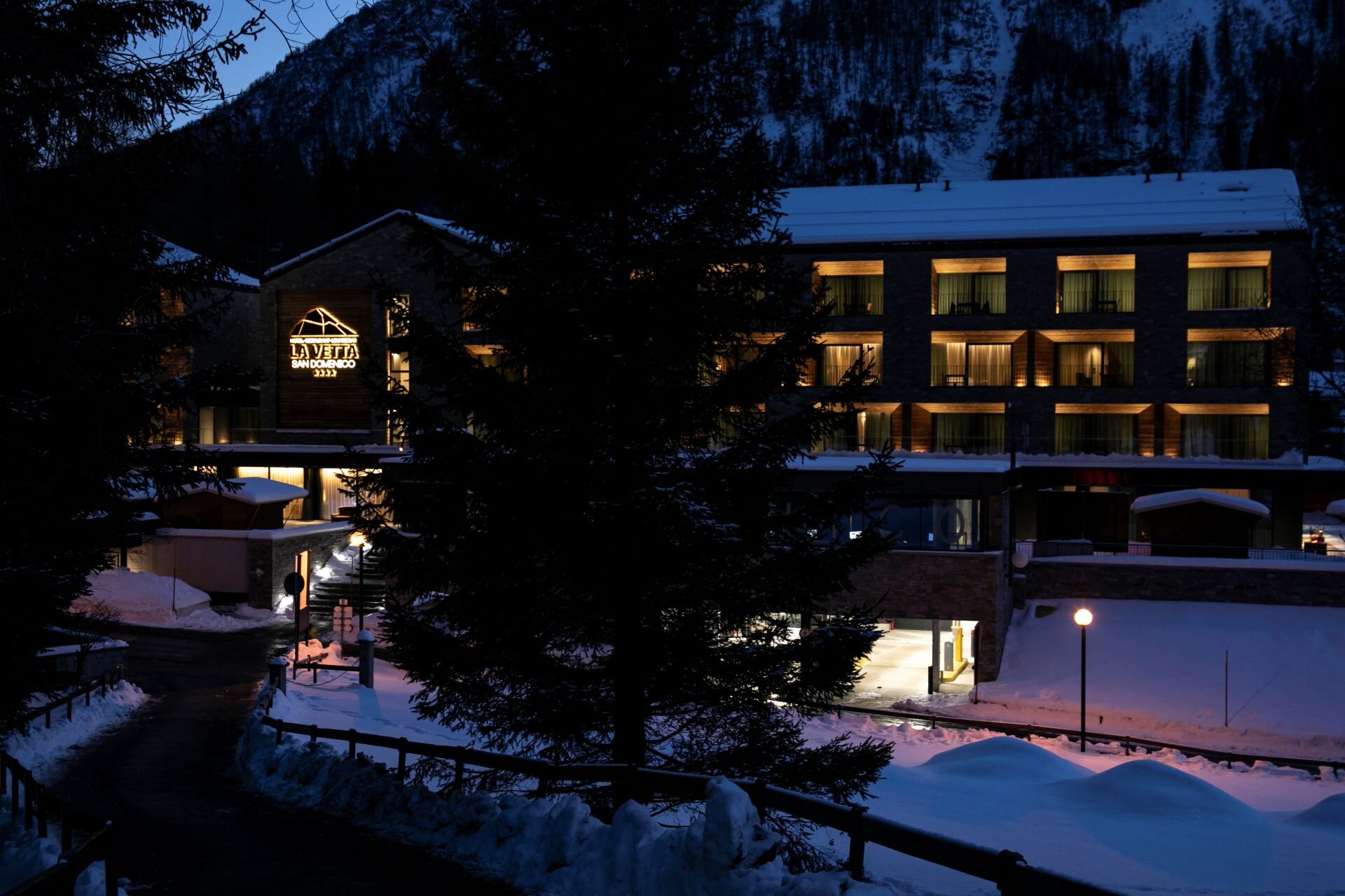 HOTEL LA VETTA WINTER 2